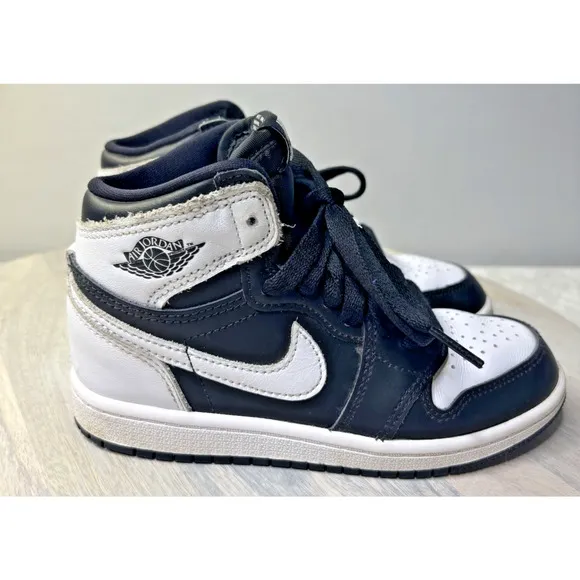 Size 12.5C Kids- Air Jordan 1 Retro OG High Black White FD1412-010