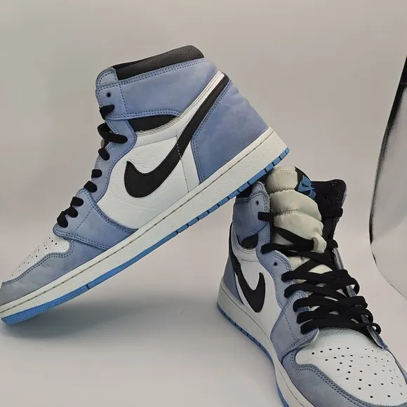 Size 14- Nike Air Jordan 1 Retro High University Blue 555088-134 OG UNC