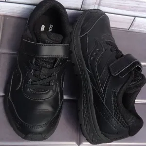 SIZE 1.5. SAUCONY black leather sneaker shoes.