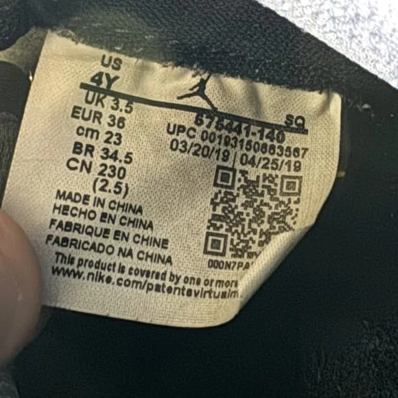 Size 4 - Nike Air Jordan 1 Retro High OG GS Obsidian Men's Shoes