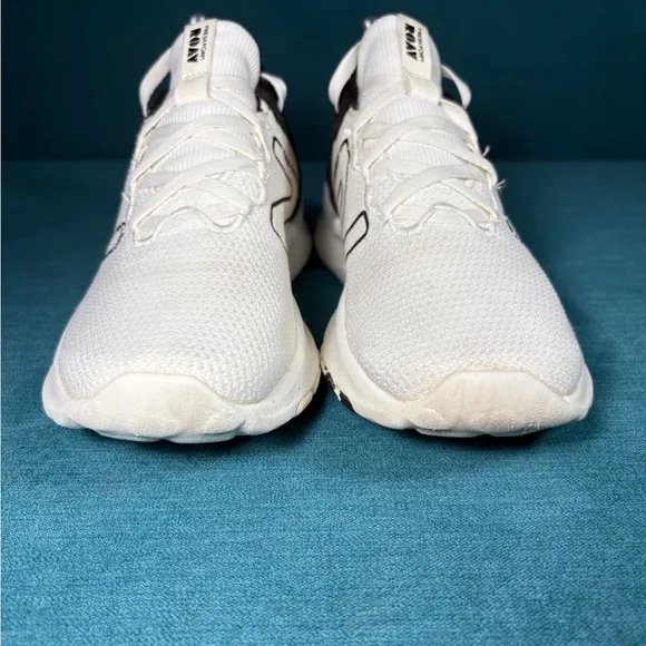 Size 7.5 - Women’s New Balance Roav white and black shoes