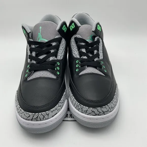 Size 9 - Air Jordan 3 Retro Green Glow (CT8532-031)