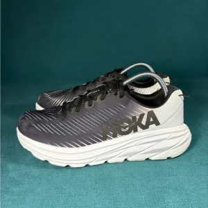 Size 9.5 - Women’s Hoka One Rincon 3 Black/white shoes