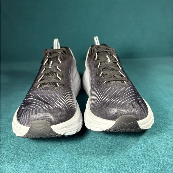 Size 9.5 - Women’s Hoka One Rincon 3 Black/white shoes