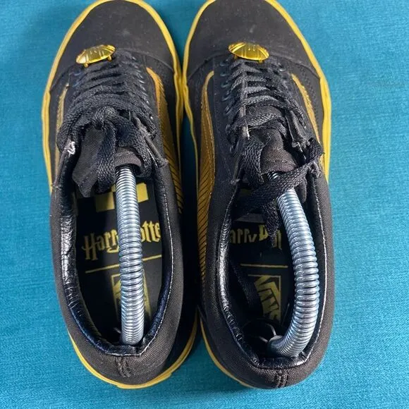 Size 8M/9.5women - Vans Harry Potter golden snitch shoes