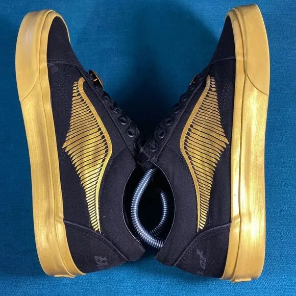 Size 8M/9.5women - Vans Harry Potter golden snitch shoes