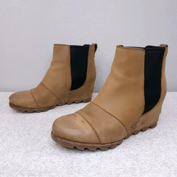 SOREL Lea Wedge Heeled Chelsea Ankle Booties US 11