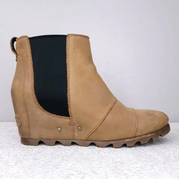 SOREL Lea Wedge Heeled Chelsea Ankle Booties US 11