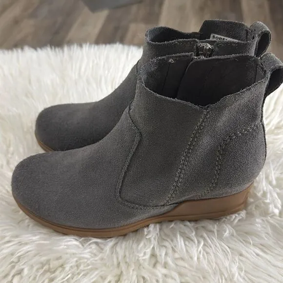 SOREL SUEDE ANKLE BOOTS SIZE 7.5