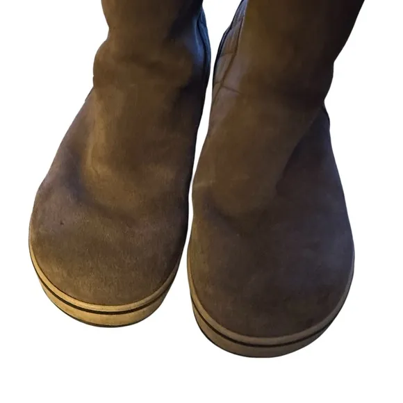 Sorel Women’s Suede Boots Size 8