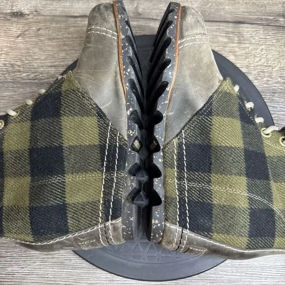 Sorel Womens US 9.5 Joan of Arctic Hidden Wedge Lace Up Green Classic Boots