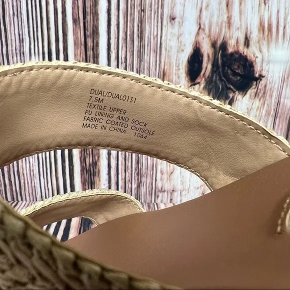 Steve Madden Dual Natural Raffia Woven Slide Sandals New Size 7.5