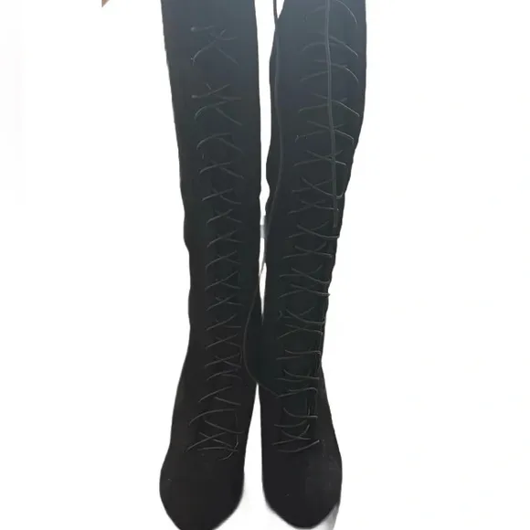 STEVE MADDEN LACE UP O ER THE KNEE BOOTS