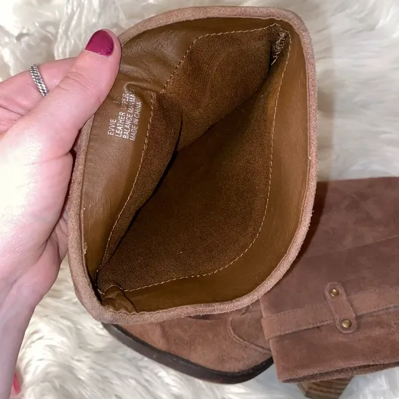 Steve Madden tan suede leather size 9 Evvie boots