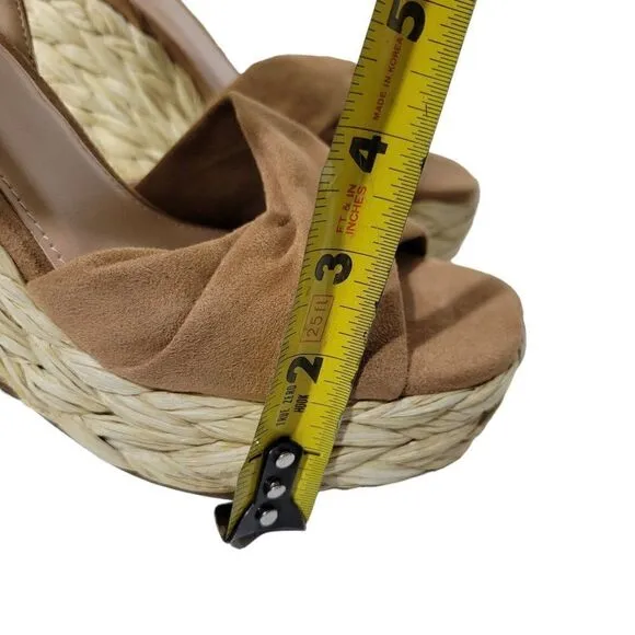 Steve Madden Poloma Wedge Sandals (Size 7.5M)