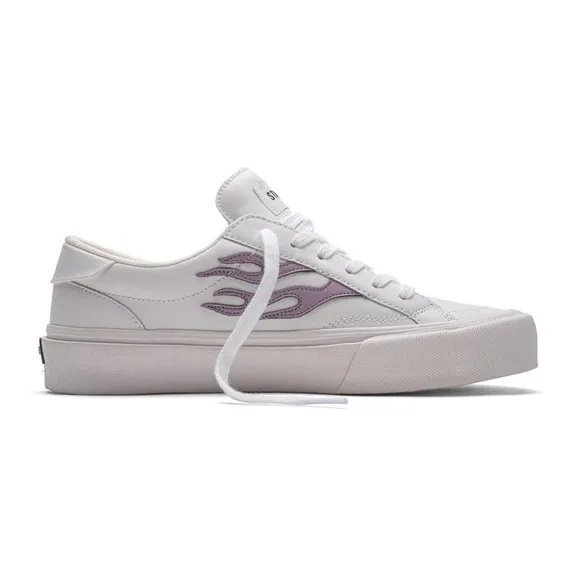 Straye Logan skate shoes