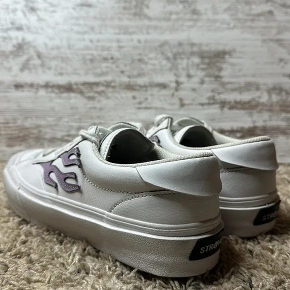 Straye Logan skate shoes