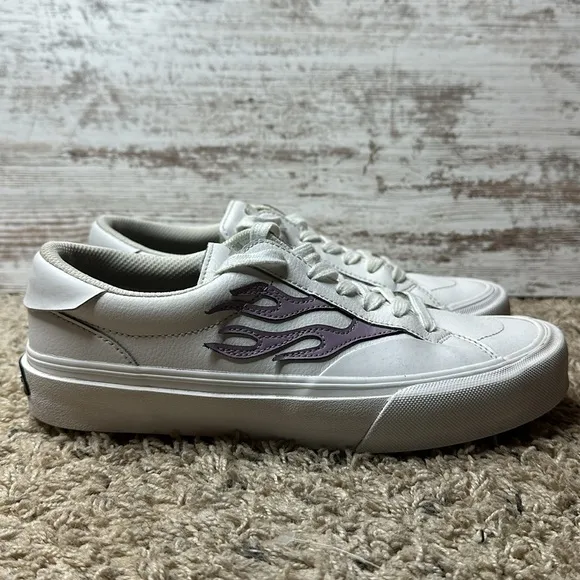 Straye Logan skate shoes