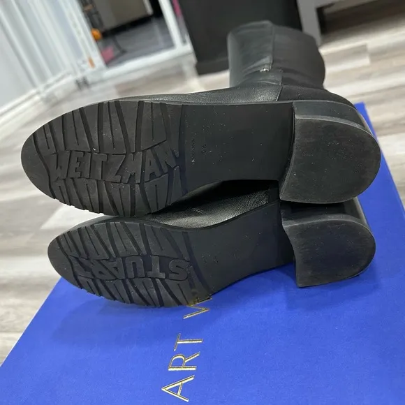 Stuart Weitzman Black mezzamezza boot, size 5.5