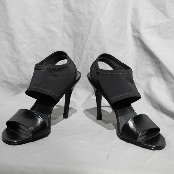 STUART WEITZMAN Scuba Black Heeled Sandals with Woven Ankle Cuff, size 7