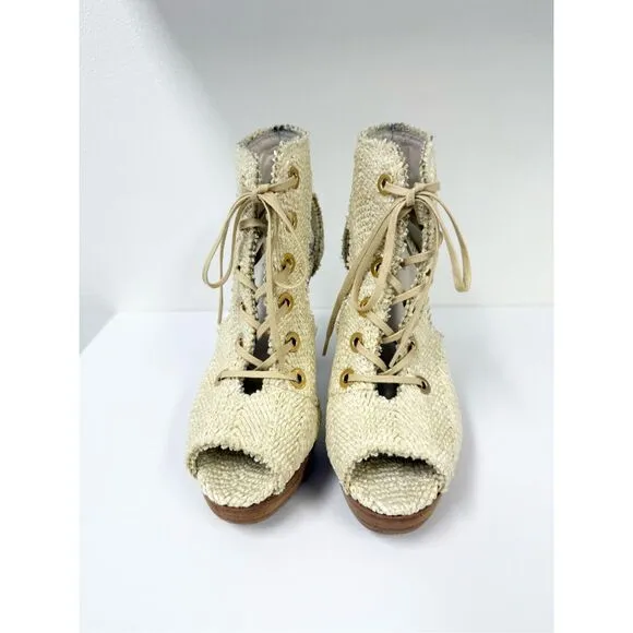 Stuart Weitzman Woven Gladiator Lace Up Sandals Heels Textured Cutout Ivory 6