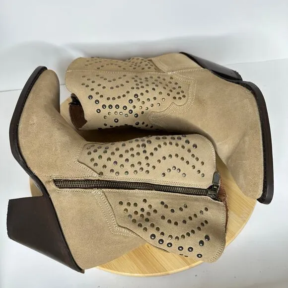 Sundance Catalog Dan Post Studded Cowboy Boots Tan Suede Size 9.5 NEW
