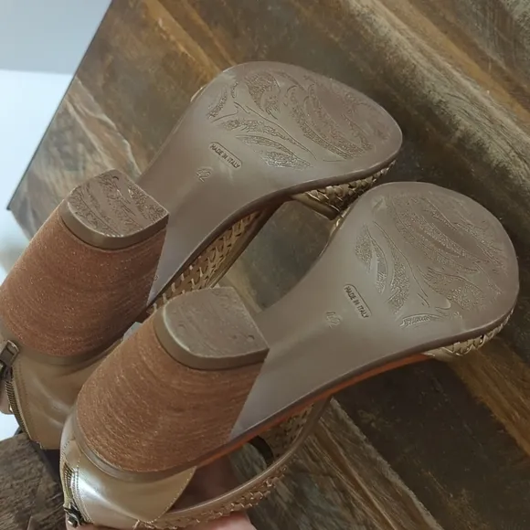 🆕🌿SUNDANCE WOVEN LEATHER SANDALS🌿
