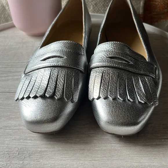 TALBOTS Moccasin shoes