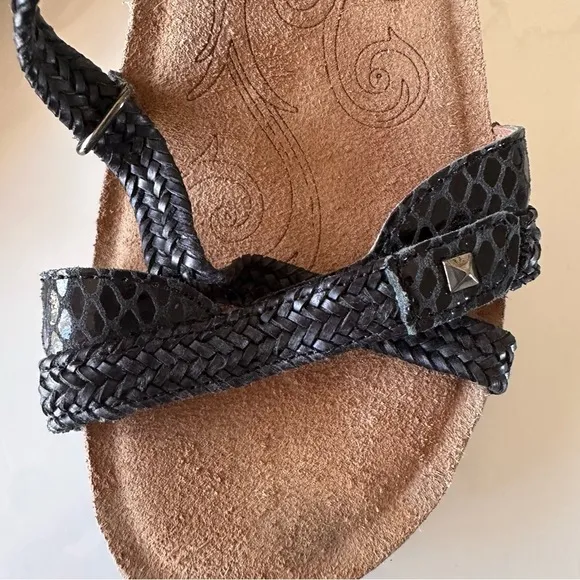 Taos Trulie Black Woven Braided Leather Strappy Sandals Sz 6-6.5 Cork Snake Skin