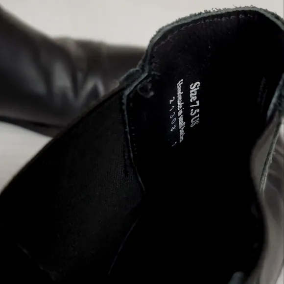 Thursday Boot Company Women's Black Leather Duchess Chelsea Size 7.5 Classic