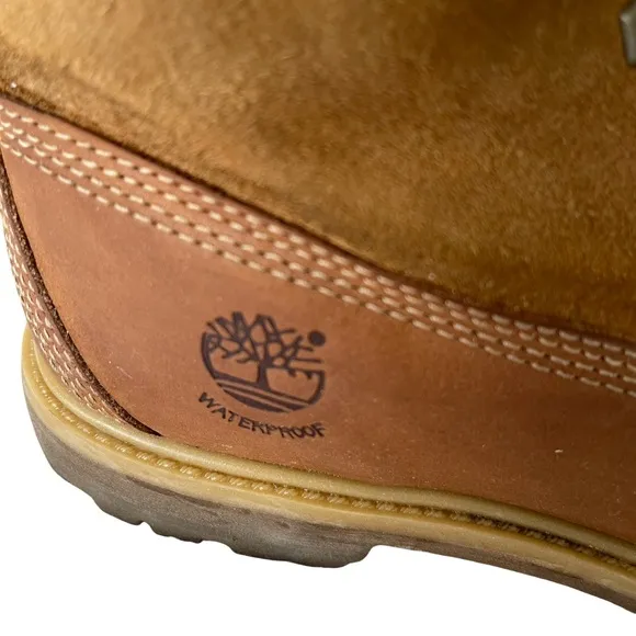 Timberland Brown Suede and Leather Fleece “Jayne”boots. Size 7