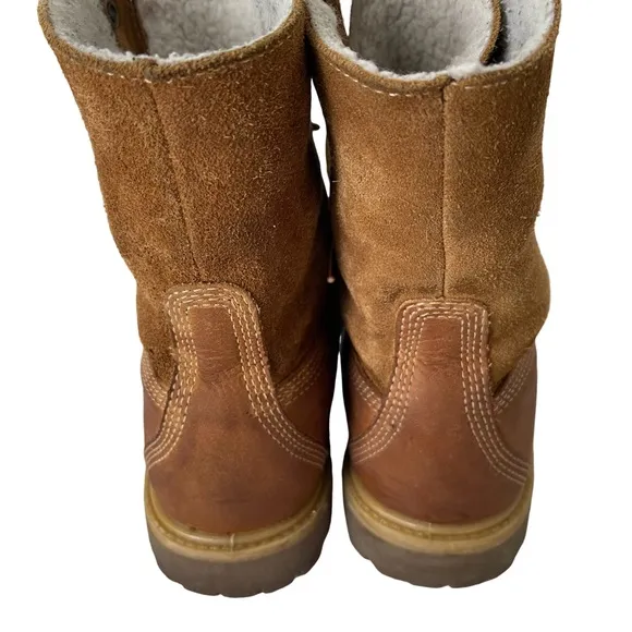Timberland Brown Suede and Leather Fleece “Jayne”boots. Size 7