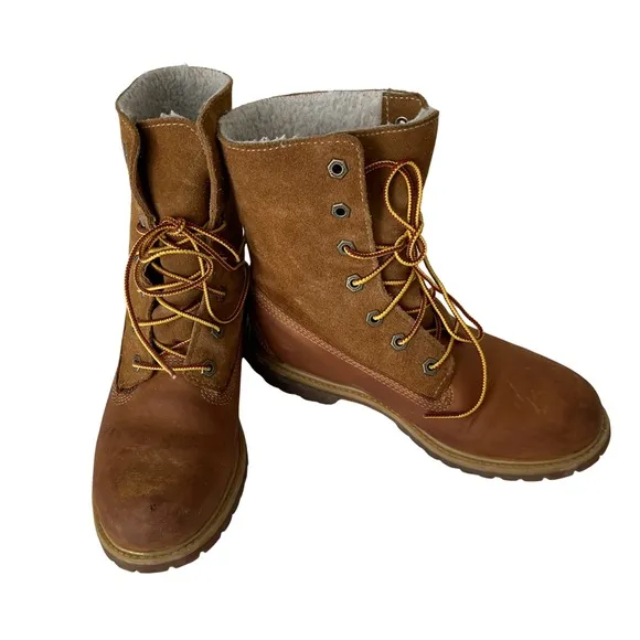 Timberland Brown Suede and Leather Fleece “Jayne”boots. Size 7