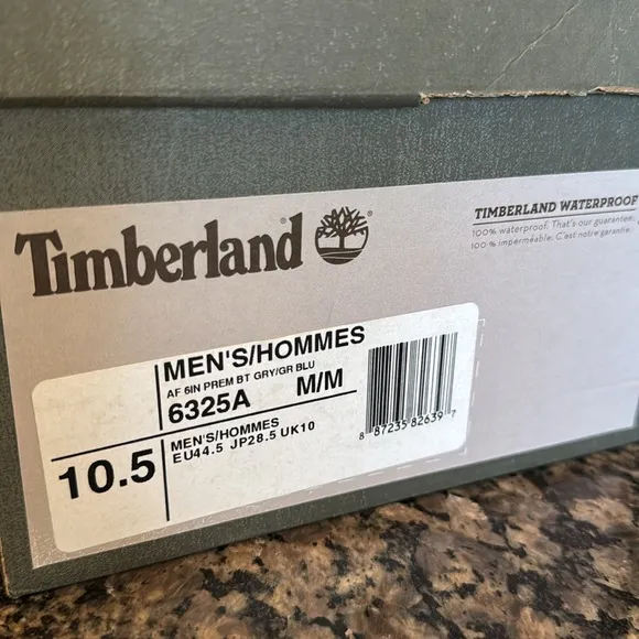 Timberland Light Gray men’s leather Boots EUC 10.5