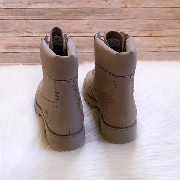 Timberland Women’s Classic Lite 6” Taupe Boots