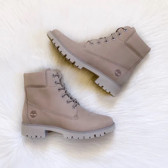 Timberland Women’s Classic Lite 6” Taupe Boots