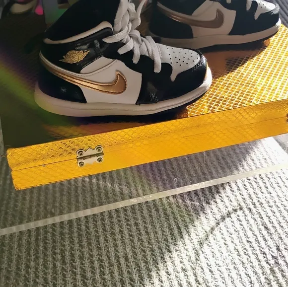 Toddler Air Jordan 1 Mid Patent TD /7c