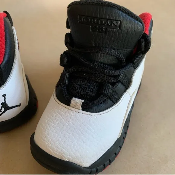 Toddler Retro Jordan 10s size 6