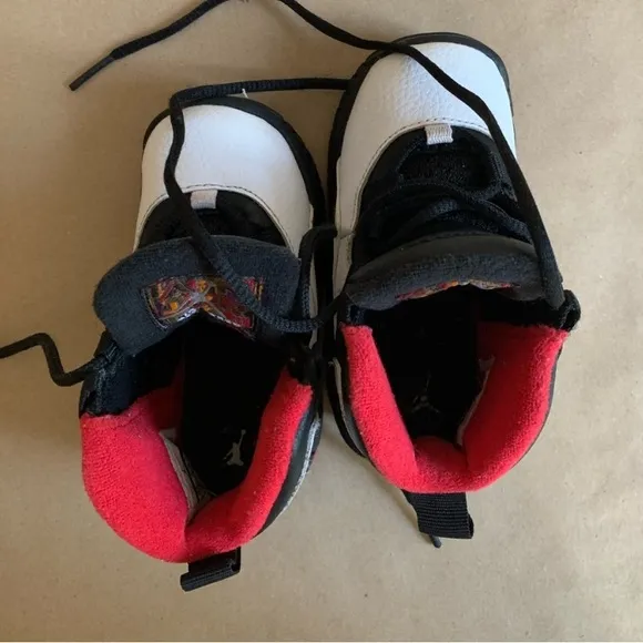 Toddler Retro Jordan 10s size 6