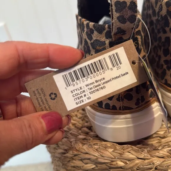 Tom’s Bryce Leopard Print Slip-On Women's Sneakers - 10 - NWT