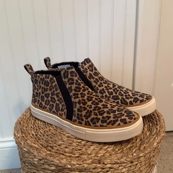 Tom’s Bryce Leopard Print Slip-On Women's Sneakers - 10 - NWT