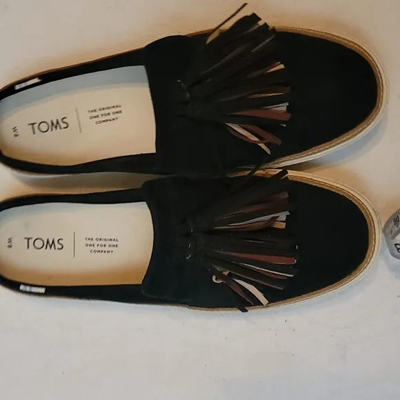 Toms mules slip-on leather shoes black tassels