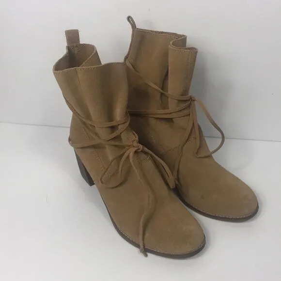 TOMS Suede Mila Boots.