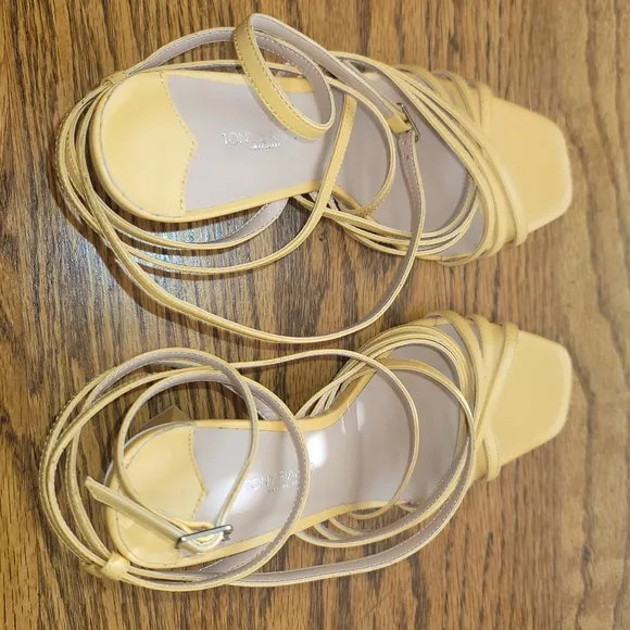 Tony Bianco Yellow Genuine Leather Criss Cross Strappy Block Sandal Shoes Heels