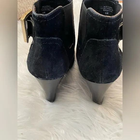 Tory‎ Burch Adrienne Wedge Booties in Black Suede Size 6