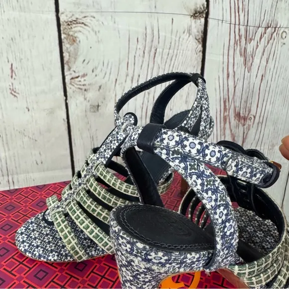 Tory Burch Charlene 100mm Women's Blue Printed linen Sandals size 7.5 NIB
