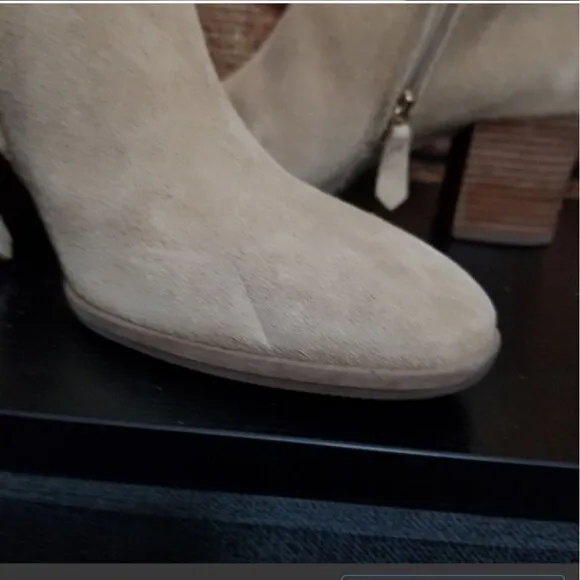 Tory Burch Sofia Suede Sand Ankle boots