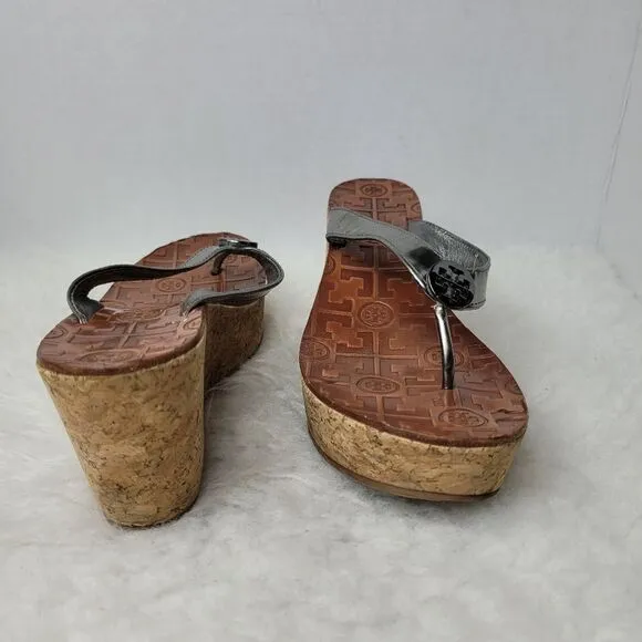 Tory Burch Thora Silver Patent Leather Cork Wedge Sandal Shoes Size 7.5