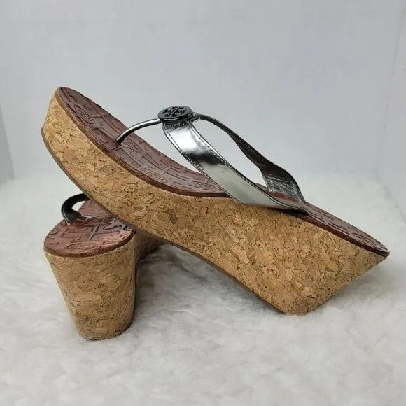 Tory Burch Thora Silver Patent Leather Cork Wedge Sandal Shoes Size 7.5