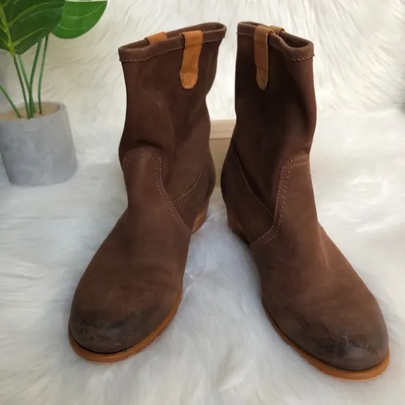 Toto Genuine Suede Leather Pull Up Boots, 6